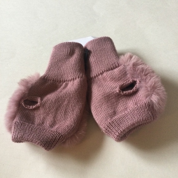 JOCELYN FAUX FUR FINGERLESS GLOVES MITTENS IN DUSTY ROSE  PINK NWOT